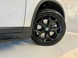 BMW - X1 - 2019/2019 - Branca - R$ 154.900,00