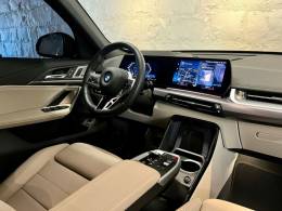 BMW - X1 - 2023/2023 - Preta - R$ 319.900,00