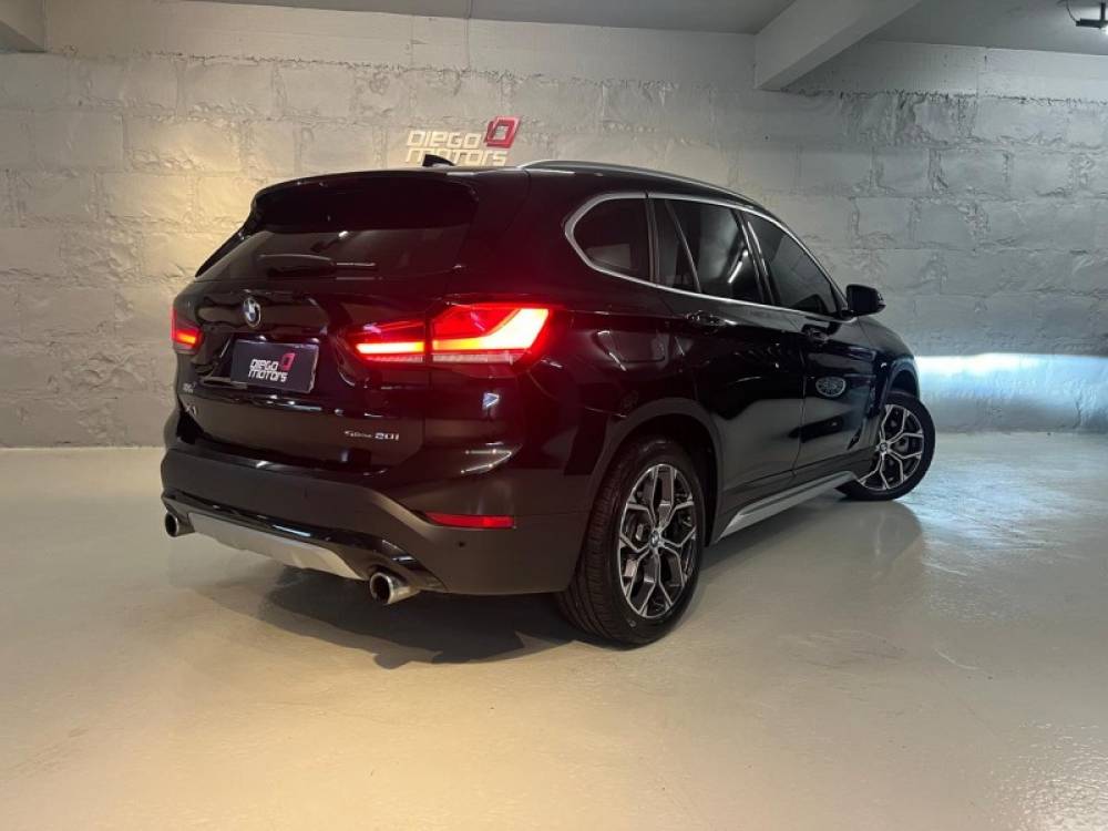 BMW - X1 - 2022/2022 - Preta - R$ 209.900,00