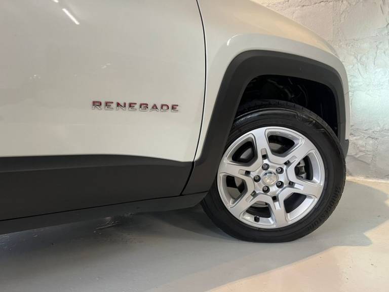 JEEP - RENEGADE - 2023/2023 - Branca - R$ 109.900,00