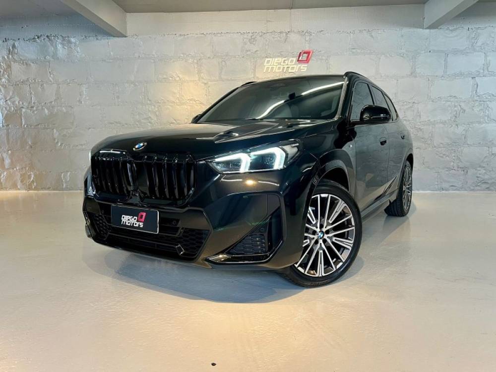 BMW - X1 - 2023/2023 - Preta - R$ 319.900,00