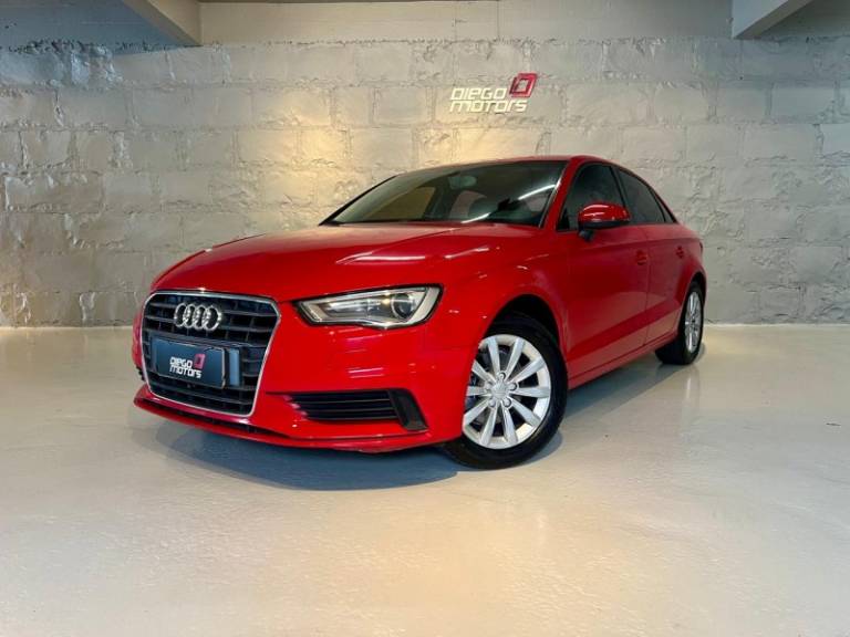 AUDI - A3 - 2015/2015 - Vermelha - R$ 79.900,00