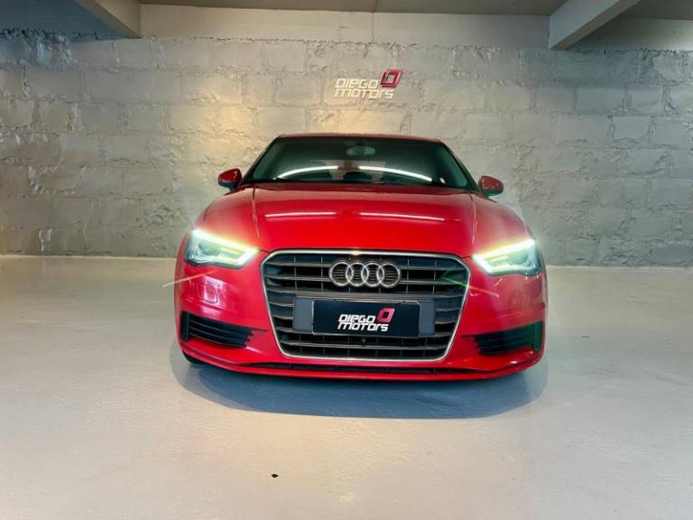 AUDI - A3 - 2015/2015 - Vermelha - R$ 79.900,00