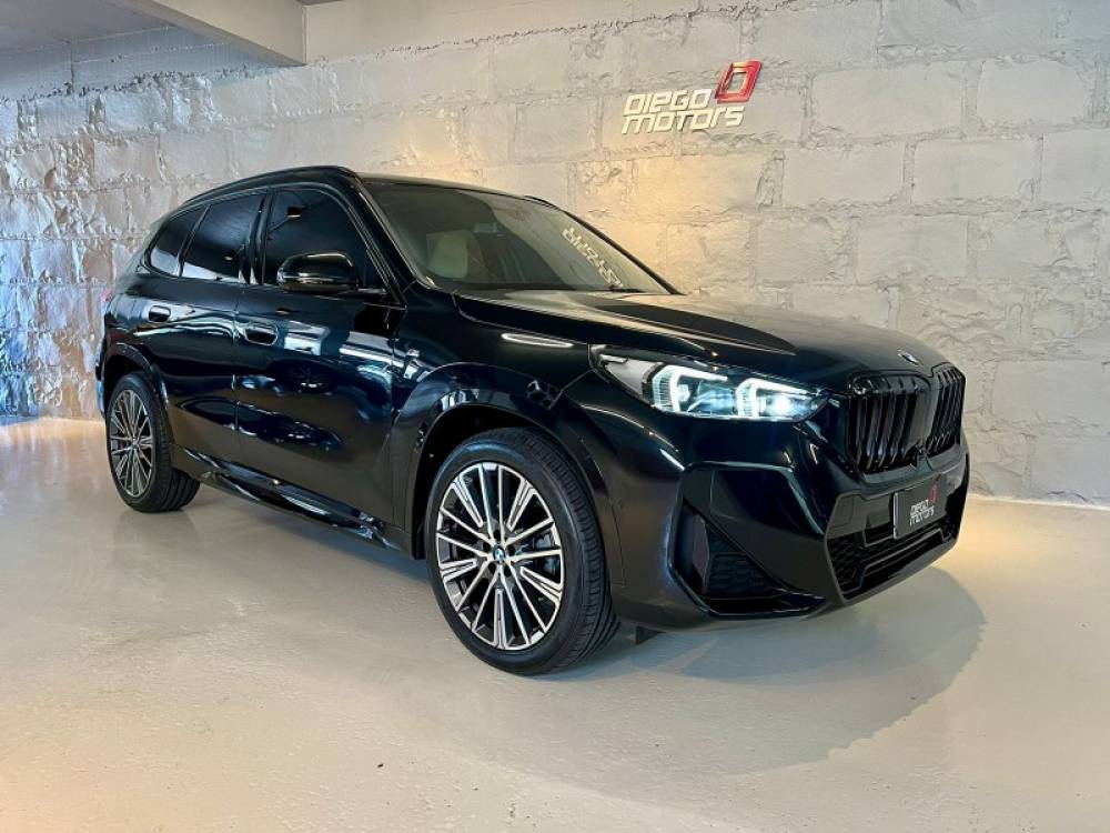 BMW - X1 - 2023/2023 - Preta - R$ 319.900,00