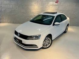 VOLKSWAGEN - JETTA - 2016/2016 - Branca - R$ 82.900,00