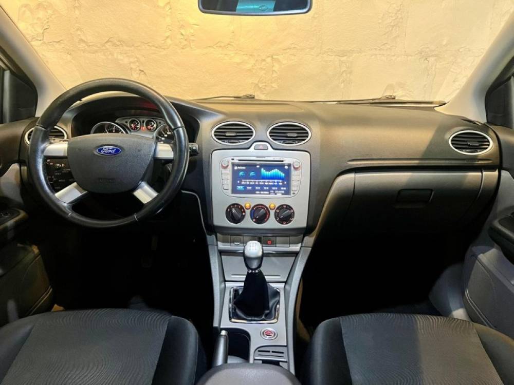 FORD - FOCUS - 2013/2013 - Branca - R$ 44.900,00