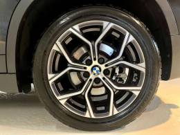 BMW - X1 - 2022/2022 - Preta - R$ 209.900,00