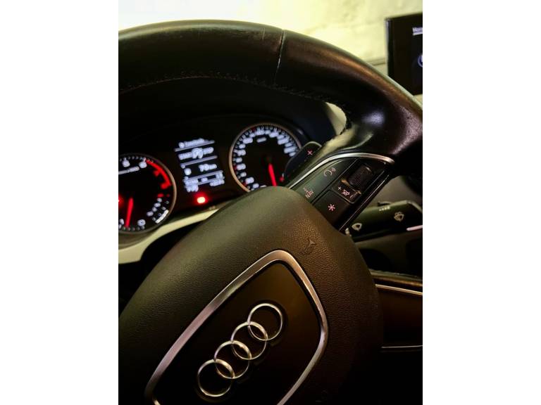 AUDI - A3 - 2015/2015 - Vermelha - R$ 79.900,00