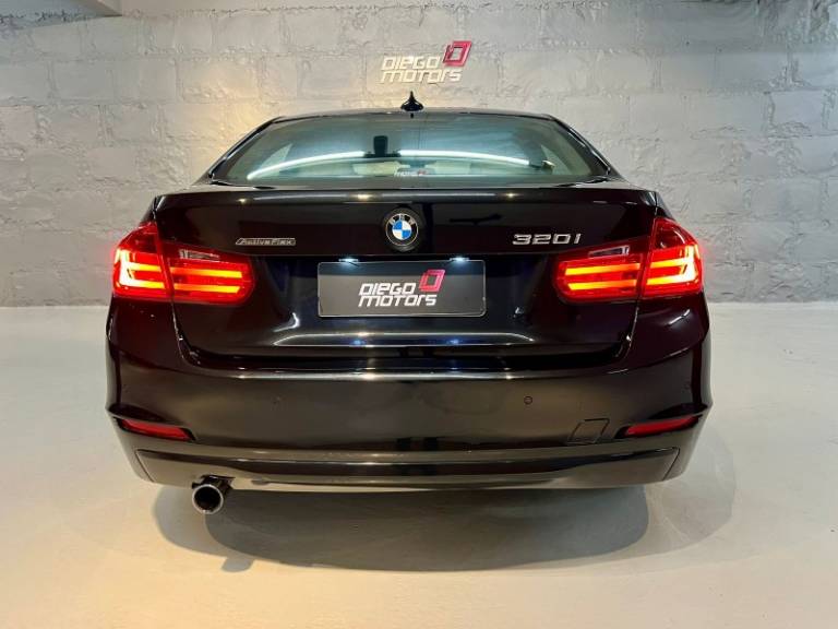 BMW - 320I - 2015/2015 - Preta - R$ 99.900,00