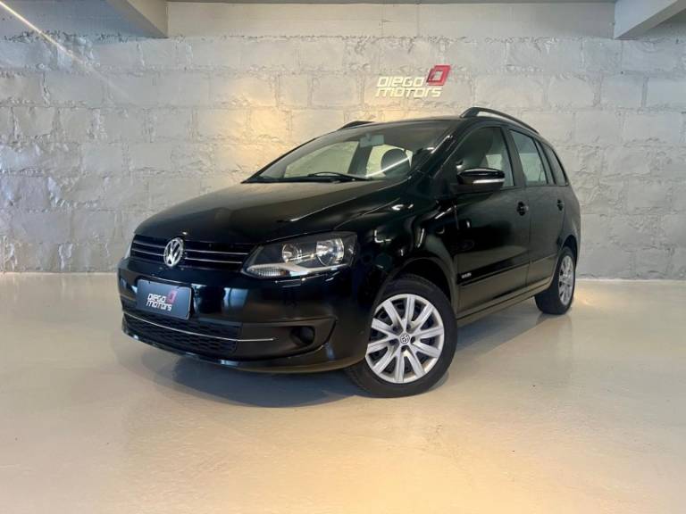 VOLKSWAGEN - SPACEFOX - 2012/2012 - Preta - R$ 39.900,00