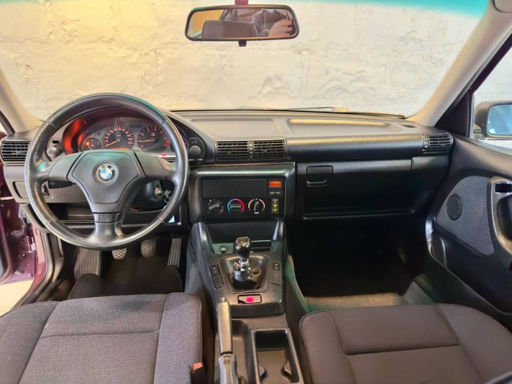 BMW - 318I - 1994/1995 - Roxa - R$ 29.900,00